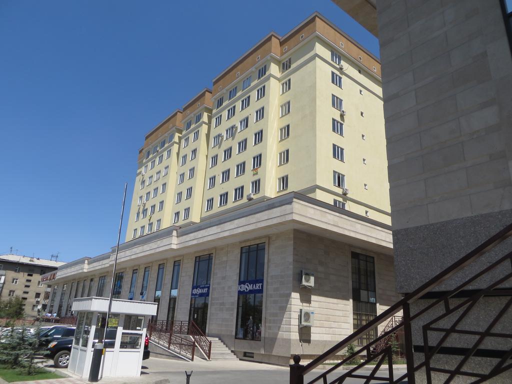Bishkek House Apartament 2 Екстер'єр фото