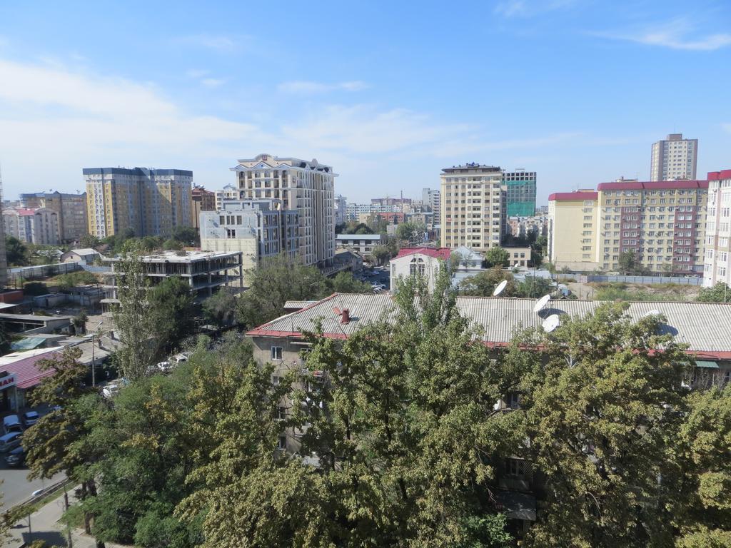 Bishkek House Apartament 2 Екстер'єр фото
